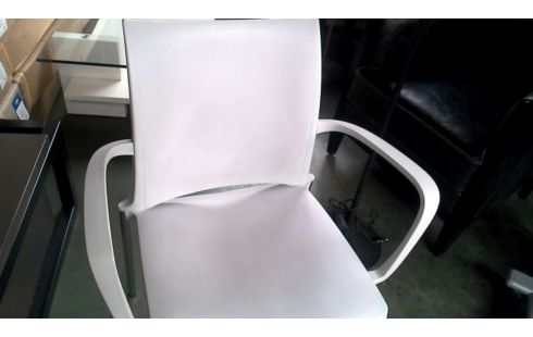CHAISE DESIGN GRIS PVC