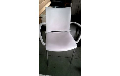 CHAISE DESIGN GRIS PVC