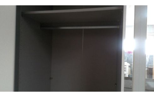 KLEERKAST WIT 2