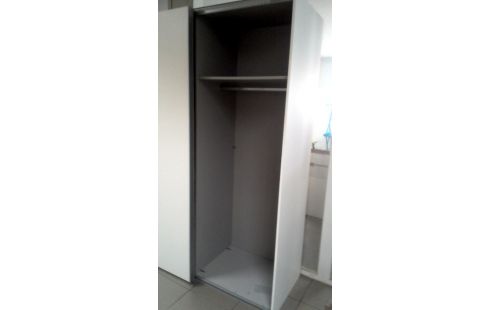 KLEERKAST WIT 2