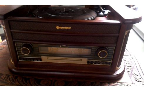 RADIO PLATENSPELER RETRO ROADSTAR