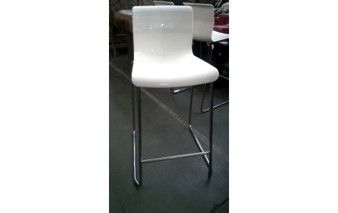 TABURETE DE BAR IKEA LA UNIDAD CROMO BLANCA PVC