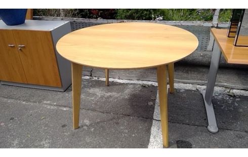 TABLE RONDE