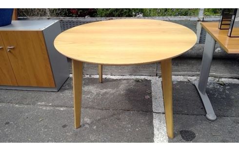 TABLE RONDE