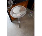 VENTILATEUR SUR PIED
