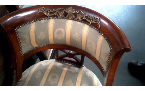 STOEL EMPIRE HOUT STOF