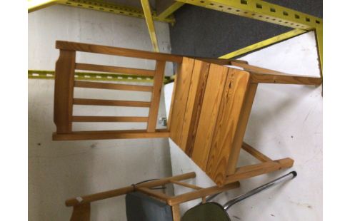 CHAISE IKEA PIN
