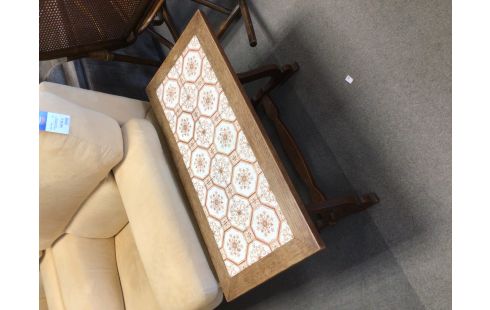 TABLE BASSE CARRELAGE