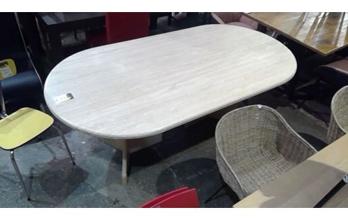 TABLE OVALE  TRAVERTIN
