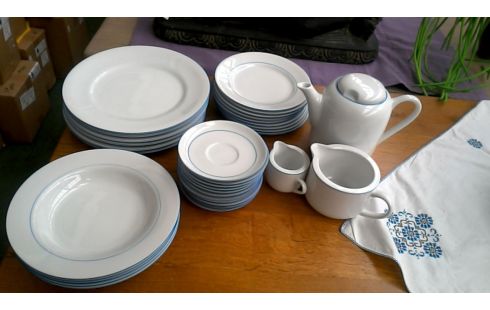 SERVICE BLANCHE MET BLEUE