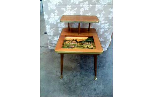 TABLE D'APPOINT