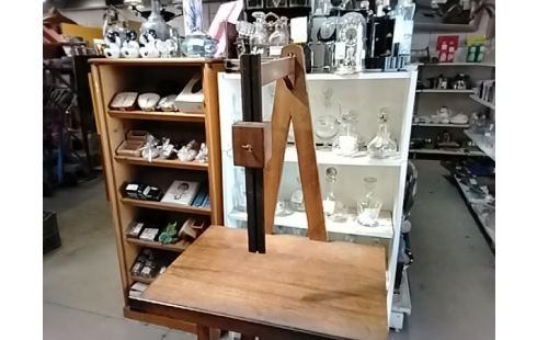 TABLE CHEVALET BOIS EXOTIQUE