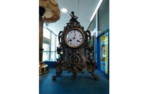 PENDULE STYLE LOUIS XV