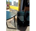TABLE DE JARDIN +8 CHAISES RÉSINE VERTE