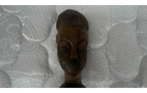 ESTATUÍLLA