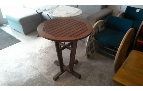 MESA DE JARDÍN