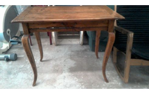 MESA AUXILIAR