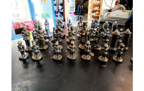 LOT DE PIONS DE JEU D'ECHECS