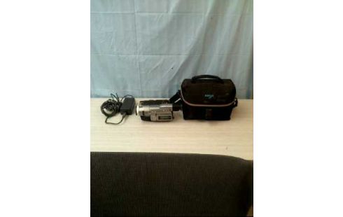 VIDEOKAMERA <SONY>