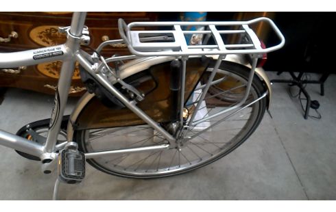 BICICLETA GRIS ALUMINIO