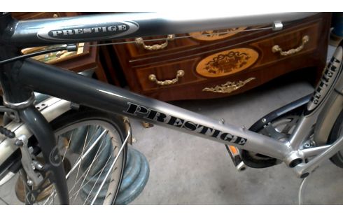 BICICLETA GRIS ALUMINIO