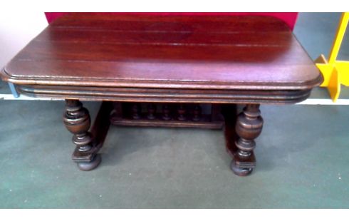 MESA DE SALÓN ESTILO ENRIQUE II MACIZO ROBLE