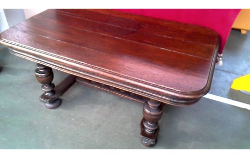 MESA DE SALÓN ESTILO ENRIQUE II MACIZO ROBLE
