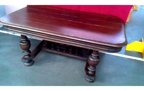 MESA DE SALÓN ESTILO ENRIQUE II MACIZO ROBLE