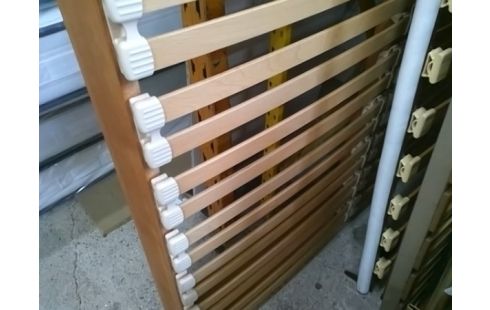SOMMIER A LATTES 140X190 AVEC PIEDS