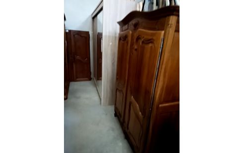 ARMOIRE 2 PORTES + CLE