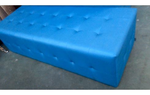 PUF MODELO GRANDE AZUL TEJIDO