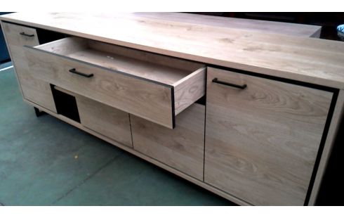 APARADOR BAJO LACADO, , MADERA LOOK NEGRO METAL 4 PUERTAS 1 CAJÓN
