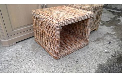 POEF, , LAGE TAFEL GEVLOCHTEN
