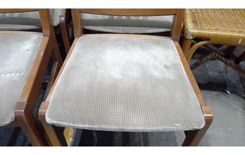 6 CHAISES  VINTAGE EN L ETAT