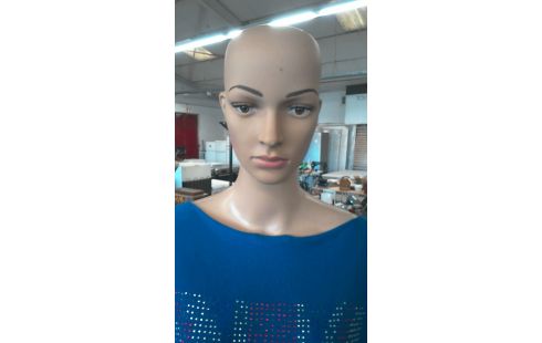 MANNEQUIN