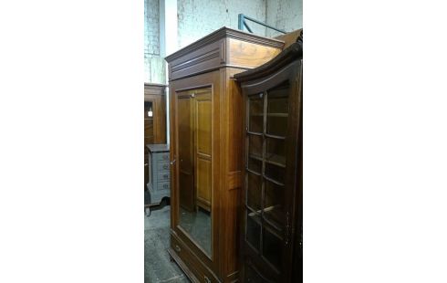 ARMARIO PARA ROPA BLANCA. 1 PUERTA