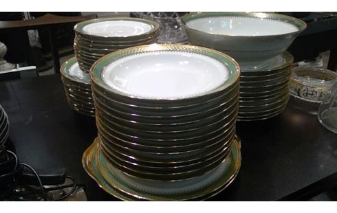 SERVICE DE TABLE LIMOGES