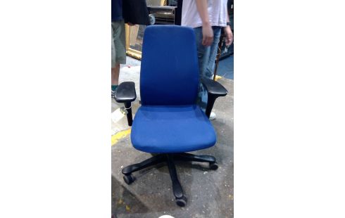 FAUTEUIL DE BUREAU TIUSSU BLEU