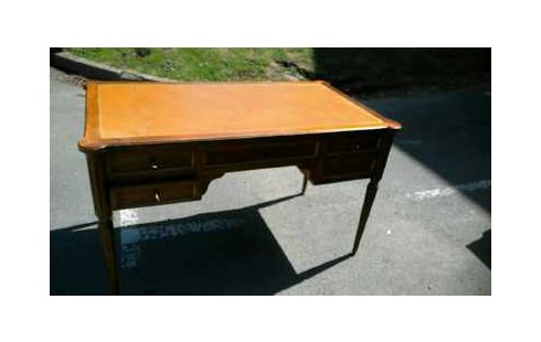 BUREAU STYLE LOUIS XVI