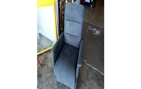 FAUTEUIL RELAX ÉLECTRIQUE RELEVEUR + ACC RSV