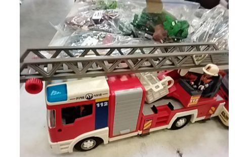CAMION POMPIER PLAYMOBIL