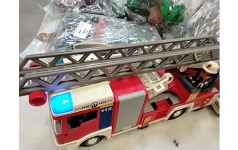 CAMION POMPIER PLAYMOBIL