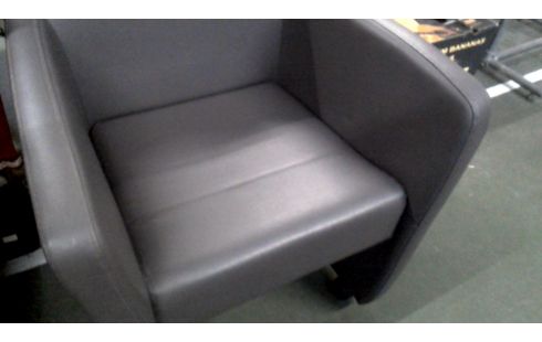 SILLÓN DE CUERO CLUB NEGRA IMITACIÓN CUERO, , MÓVIL