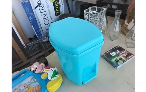 POUBELLE SDB BLEU
