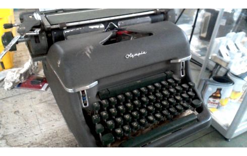 DEKOARTIKEL OLYMPIA IM VINTAGE-STIL
