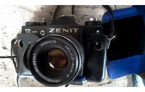APPAREIL PHOTO ZENIT