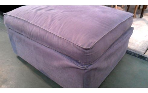 PUF GRANDE MORADO TEJIDO