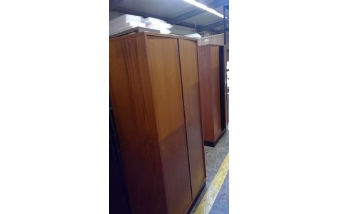 GUARDARROPA 2 PUERTAS