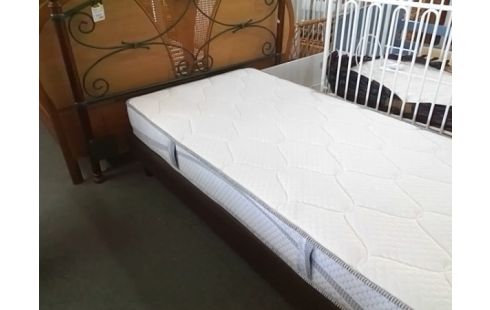 LIT AVEC MATELAS 90X190