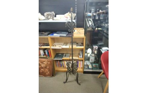 LAMPADAIRE FER FORGE